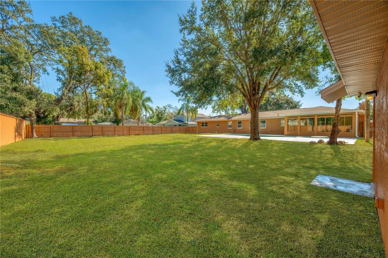 2206 Wallwood Place, Brandon, FL 33510 Photo