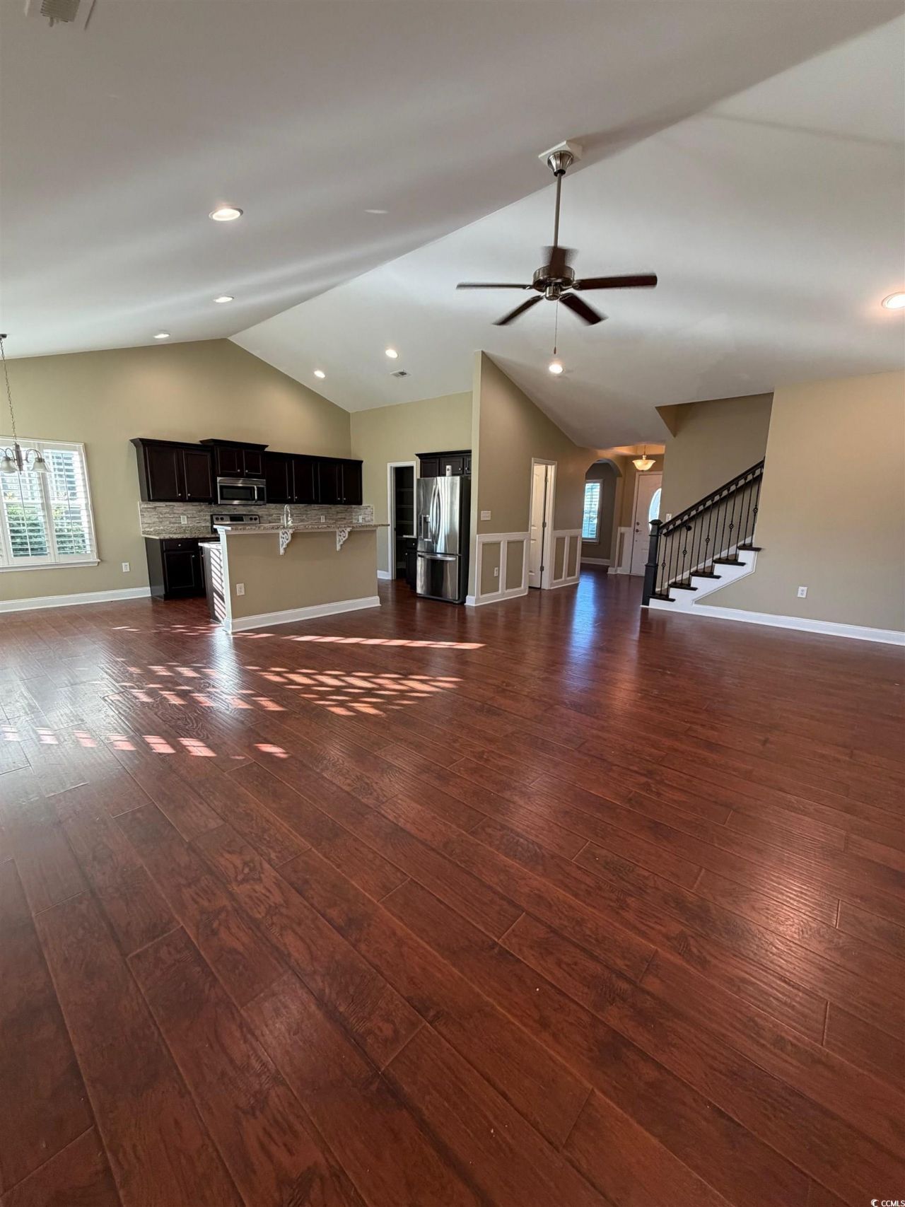 619 Uniola Dr. Photo 8