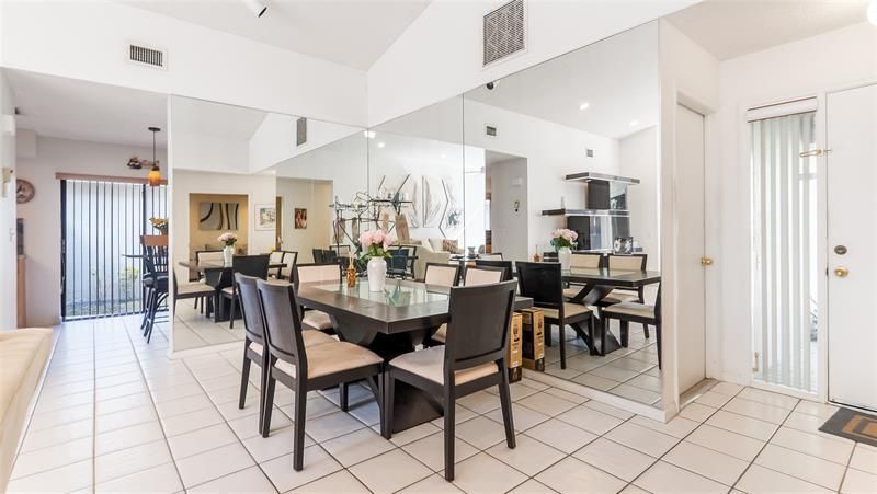 1867 NW 99th Avenue, Plantation, FL 33322 Photo