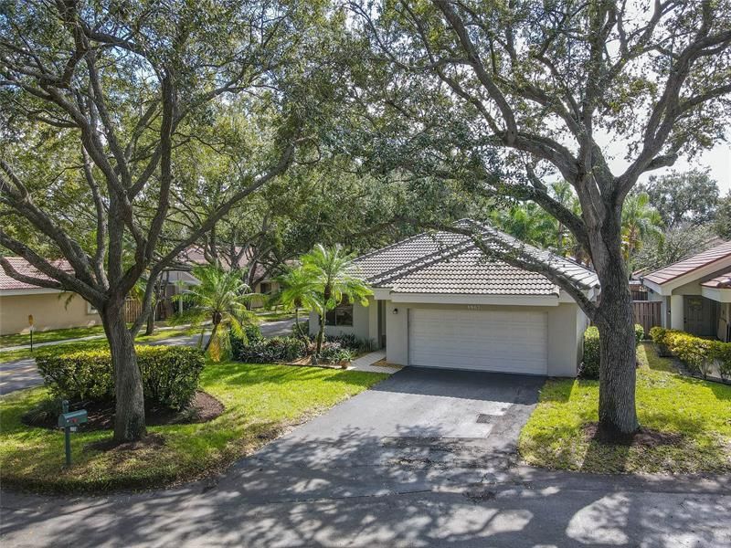 1867 NW 99th Avenue, Plantation, FL 33322 Photo