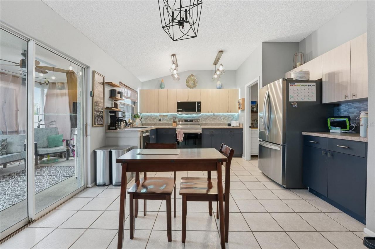 6104 65th Court E, Palmetto, FL 34221 Photo