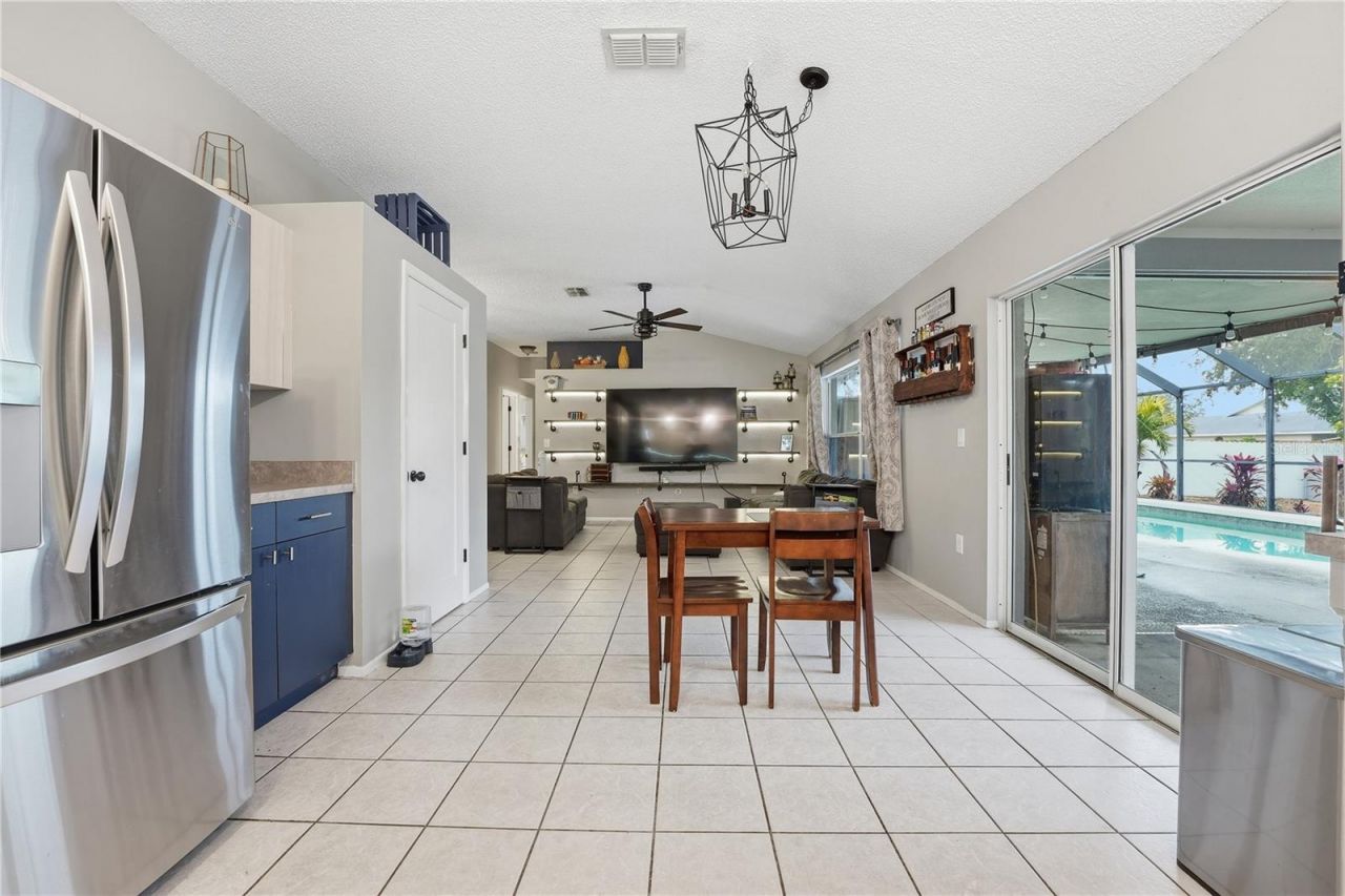 6104 65th Court E, Palmetto, FL 34221 Photo