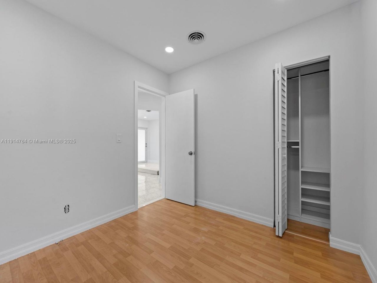 104 E 58th St, Hialeah, FL 33013 Photo