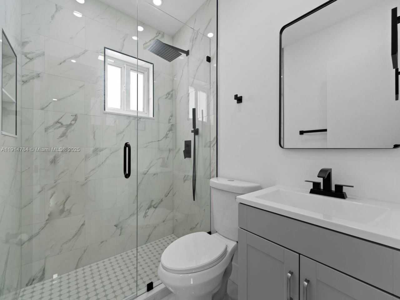 104 E 58th St, Hialeah, FL 33013 Photo