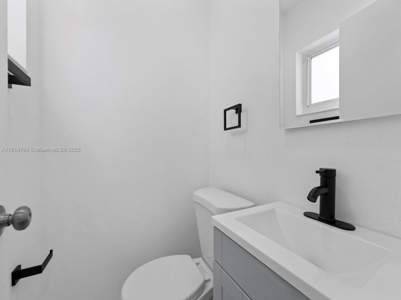 104 E 58th St, Hialeah, FL 33013 Photo