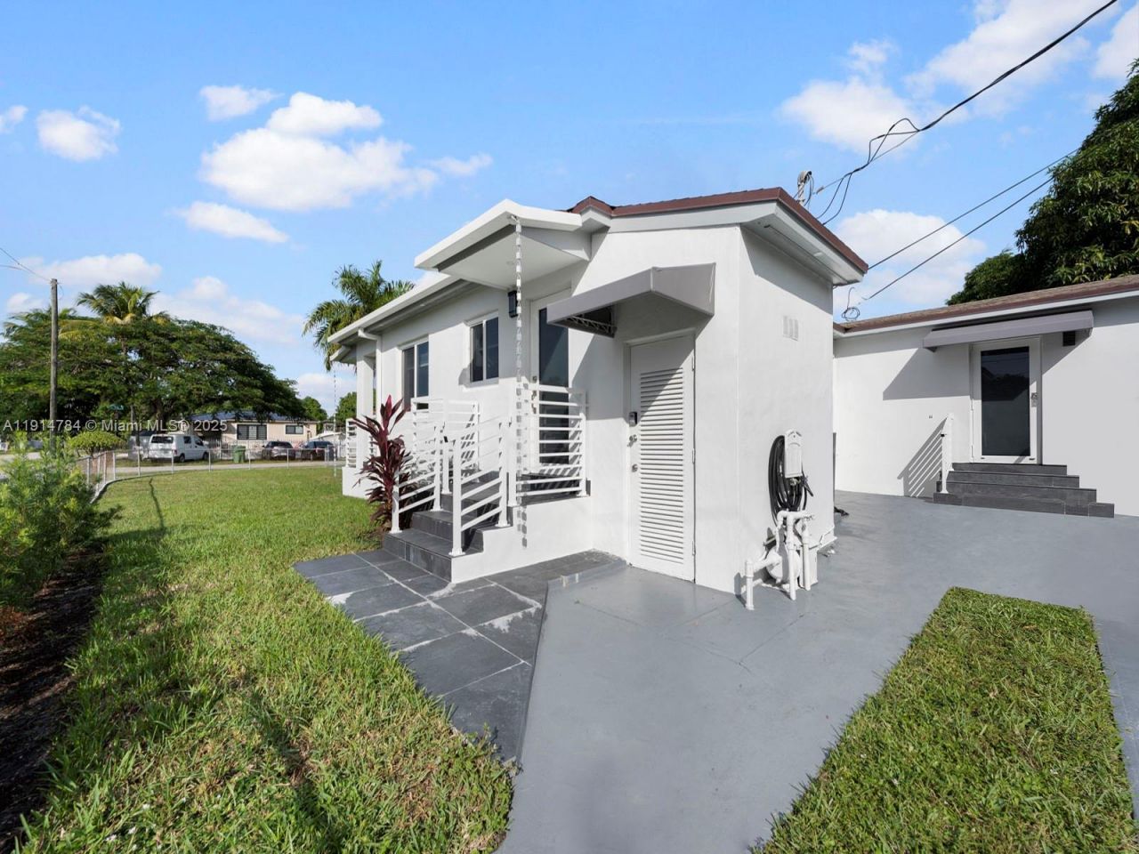 104 E 58th St, Hialeah, FL 33013 Photo