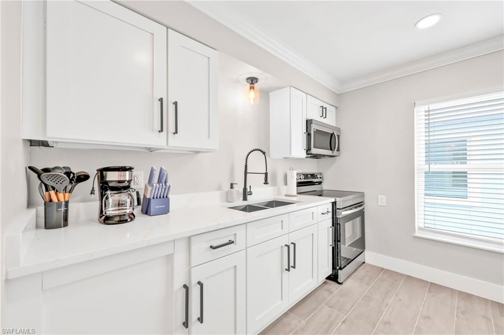 113-119 Fairweather Ln, Fort Myers Beach, FL 33931 Photo