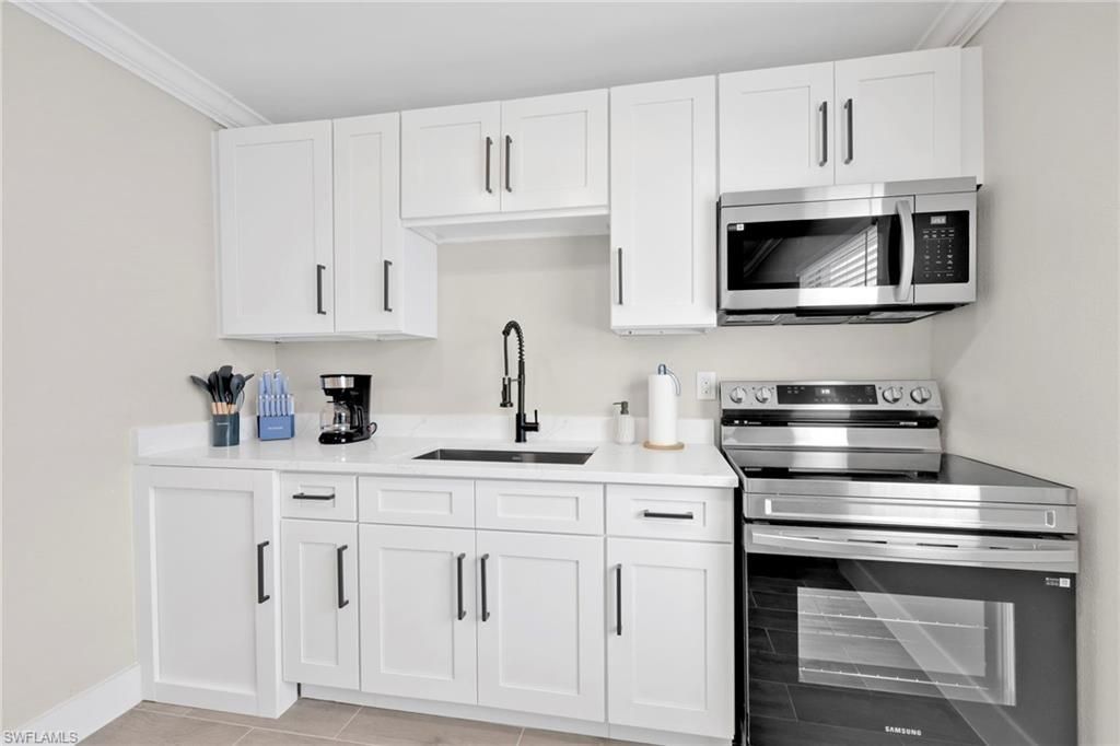 113-119 Fairweather Ln, Fort Myers Beach, FL 33931 Photo
