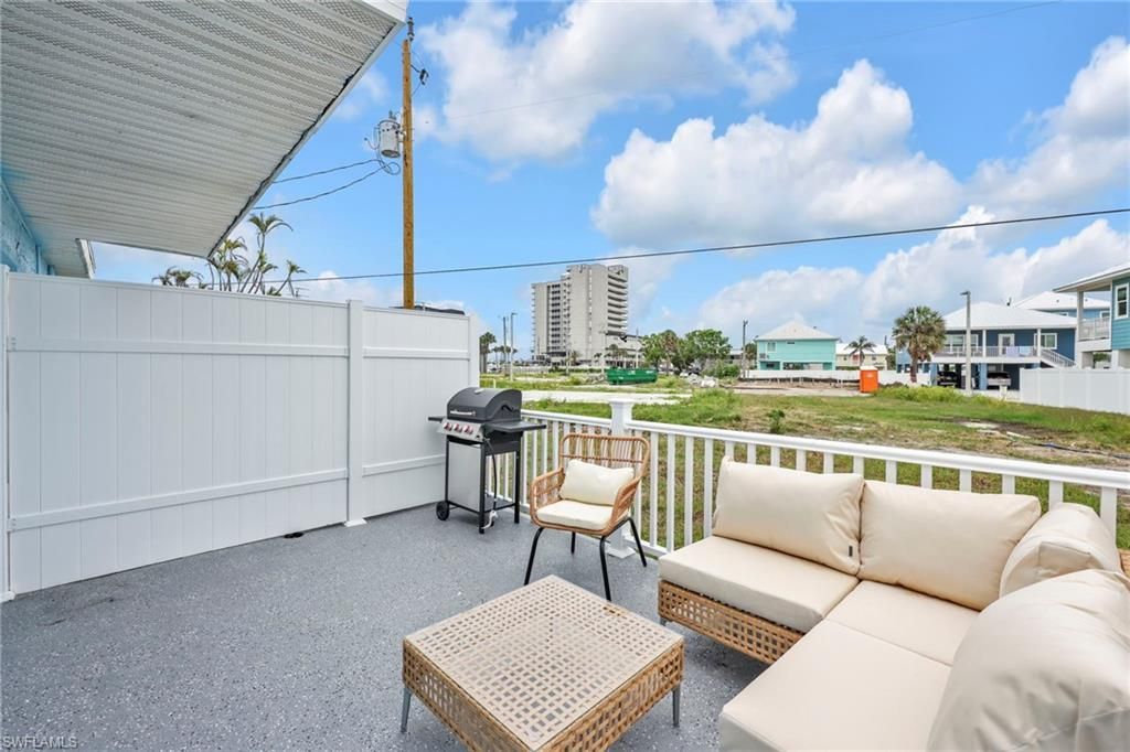 113-119 Fairweather Ln, Fort Myers Beach, FL 33931 Photo