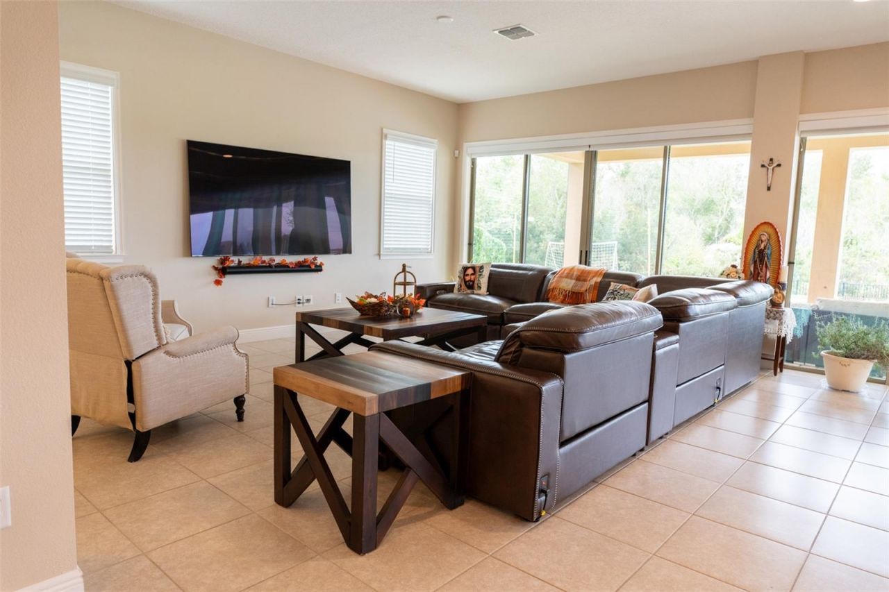 8112 Cleobury Drive, Orlando, FL 32832 Photo
