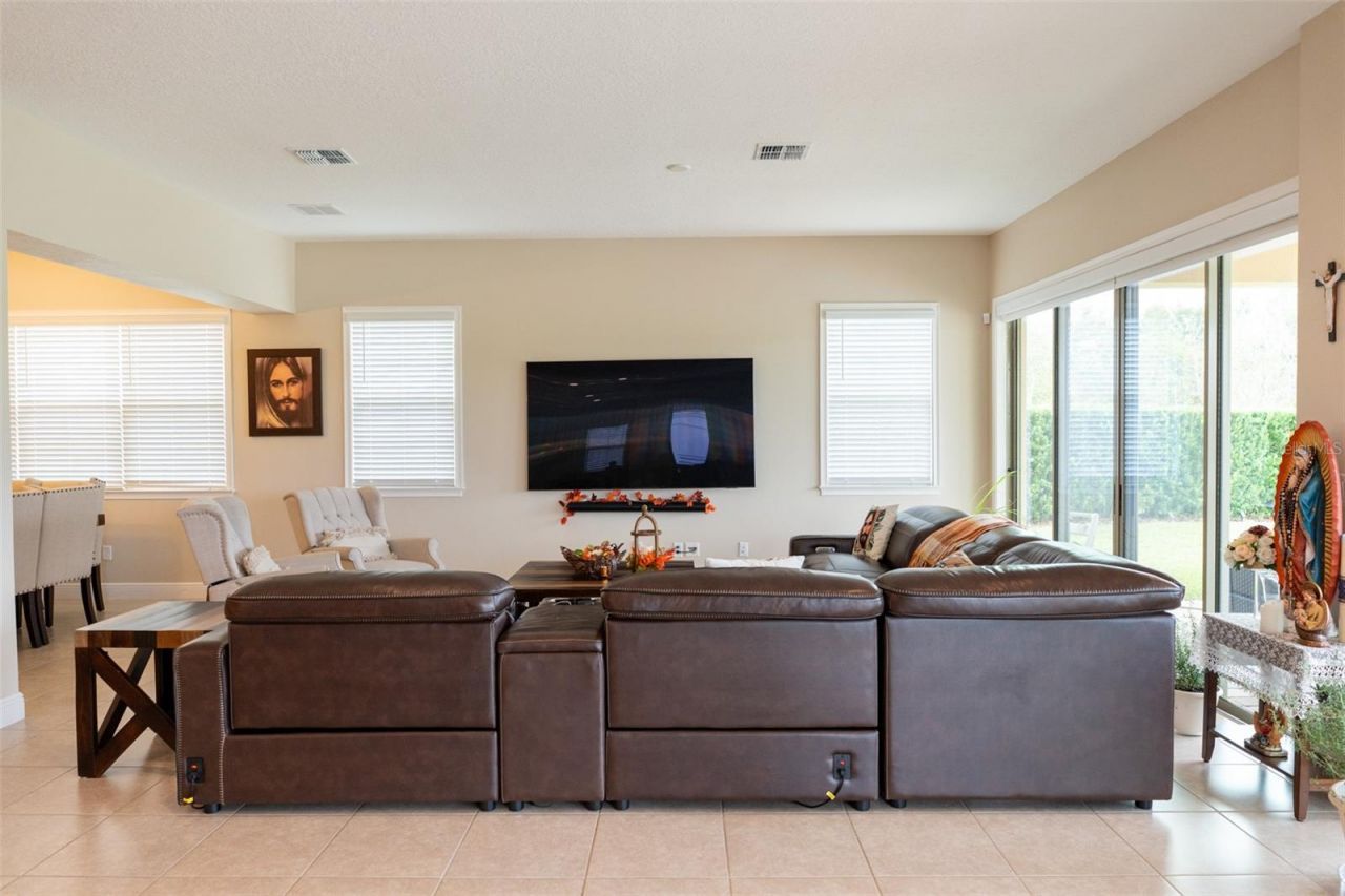 8112 Cleobury Drive, Orlando, FL 32832 Photo