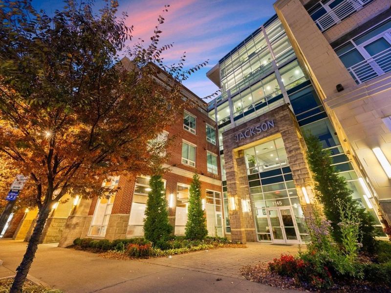 1145 N High Street, Unit 307, Columbus, OH 43201 Photo 3