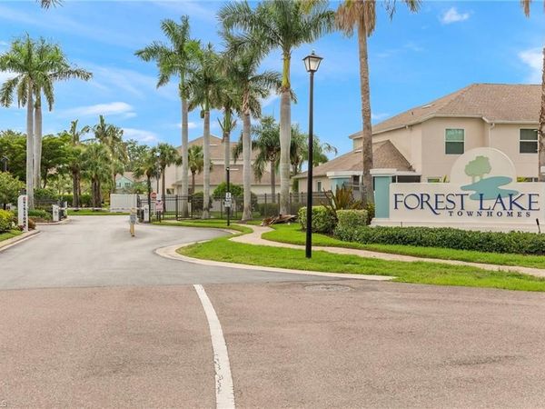 3630 Pine Oak CIR, Unit 105, FORT MYERS, FL 33916