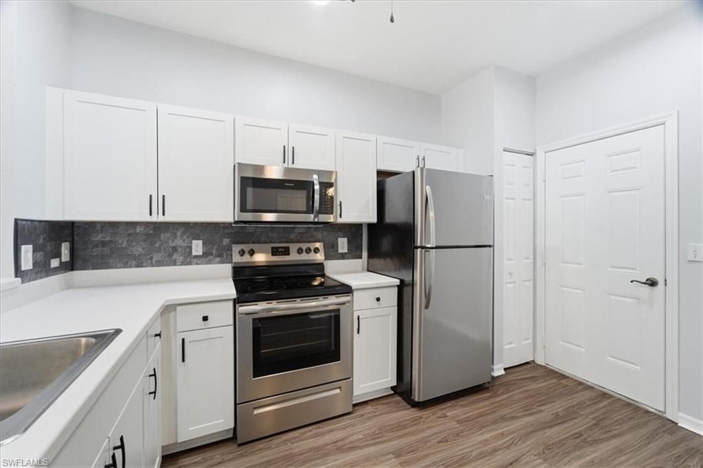 3630 Pine Oak Cir, Unit 105, Fort Myers, FL 33916 Photo