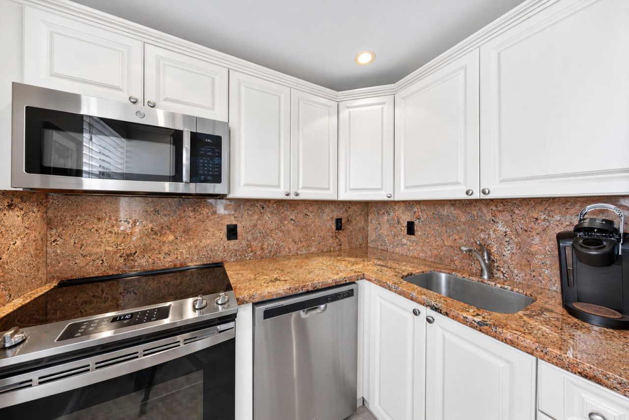 710 N Ocean Boulevard, Unit 312, Pompano Beach, FL 33062 Photo