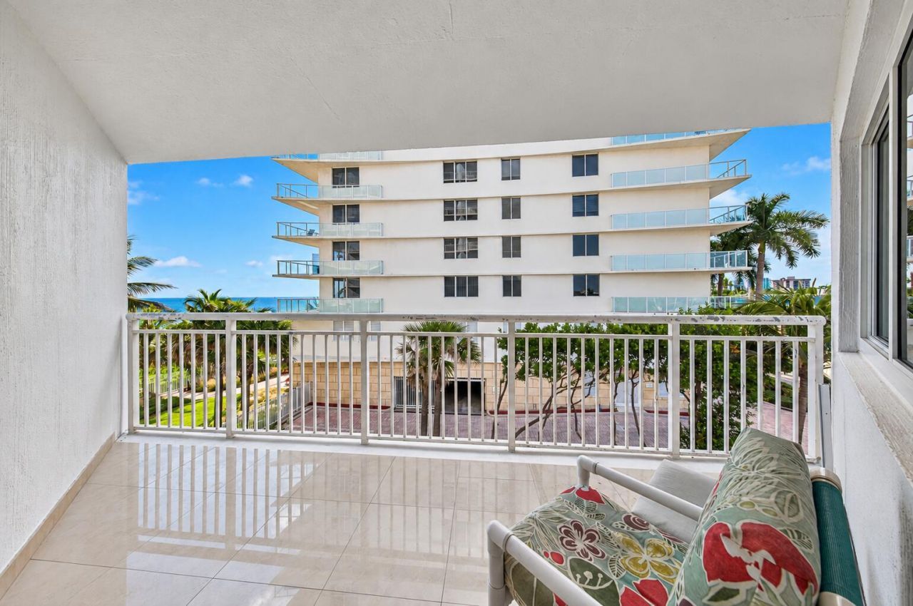 710 N Ocean Boulevard, Unit 312, Pompano Beach, FL 33062 Photo