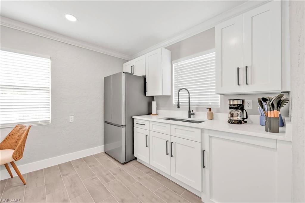 127-129 Fairweather Ln, Fort Myers Beach, FL 33931 Photo