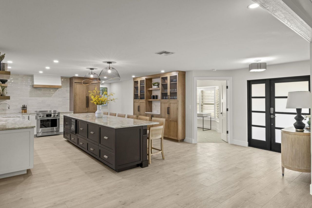 930 Kings Crown Dr, Sanibel, FL 33957 Photo