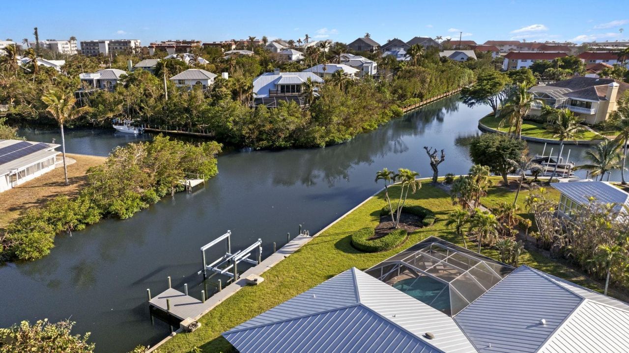 930 Kings Crown Dr, Sanibel, FL 33957 Photo