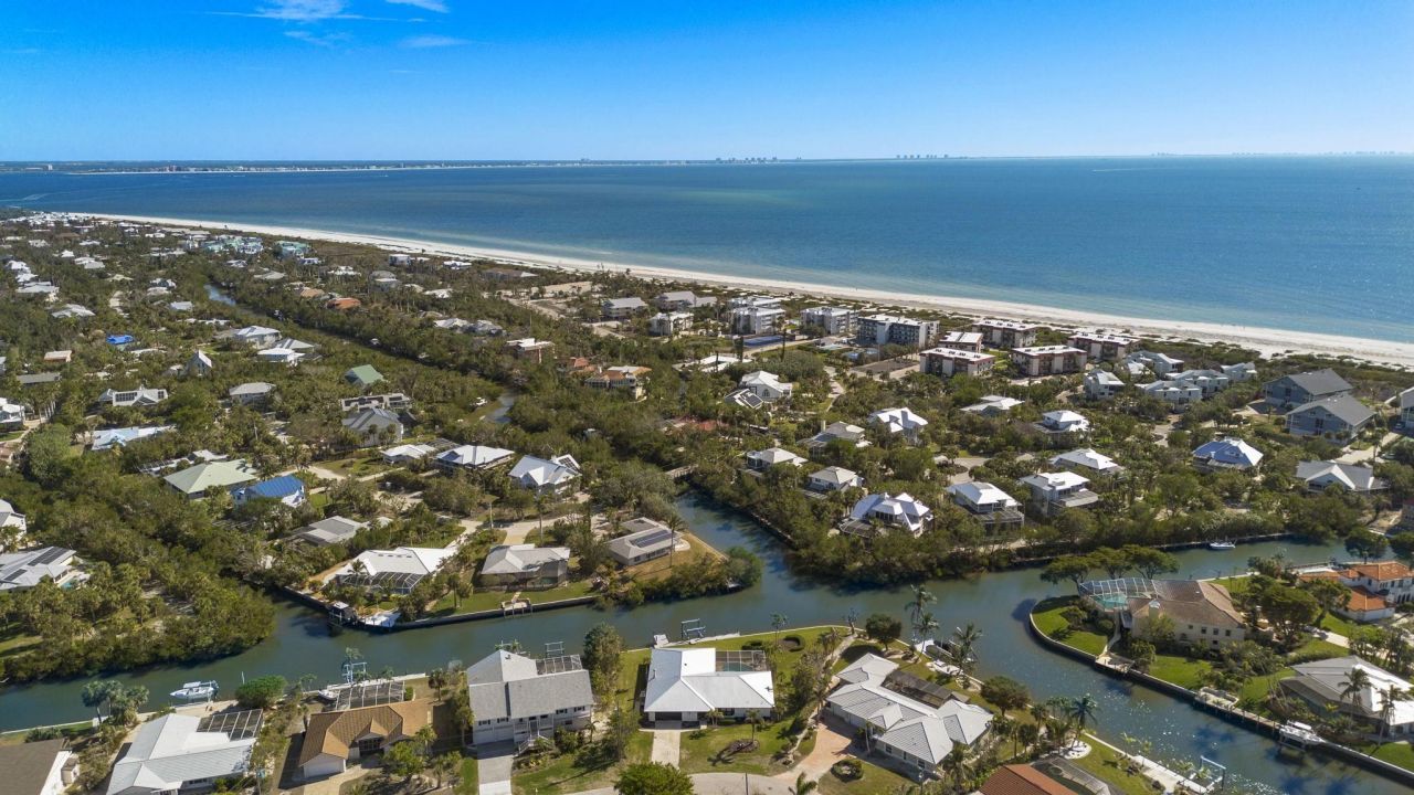 930 Kings Crown Dr, Sanibel, FL 33957 Photo