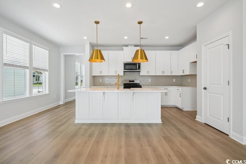 2523 Hillbourne Loop Photo 3