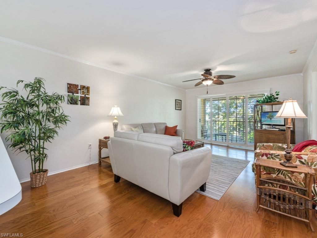 234 Pebble Beach Blvd, Unit 307, Naples, FL 34113 Photo