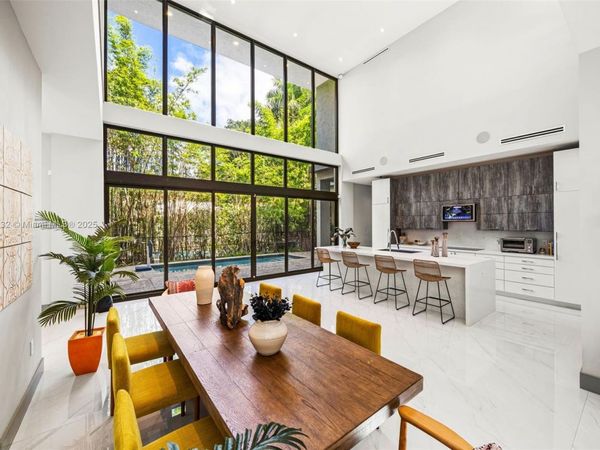 4185 Ventura Ave, Coconut Grove, FL 33133