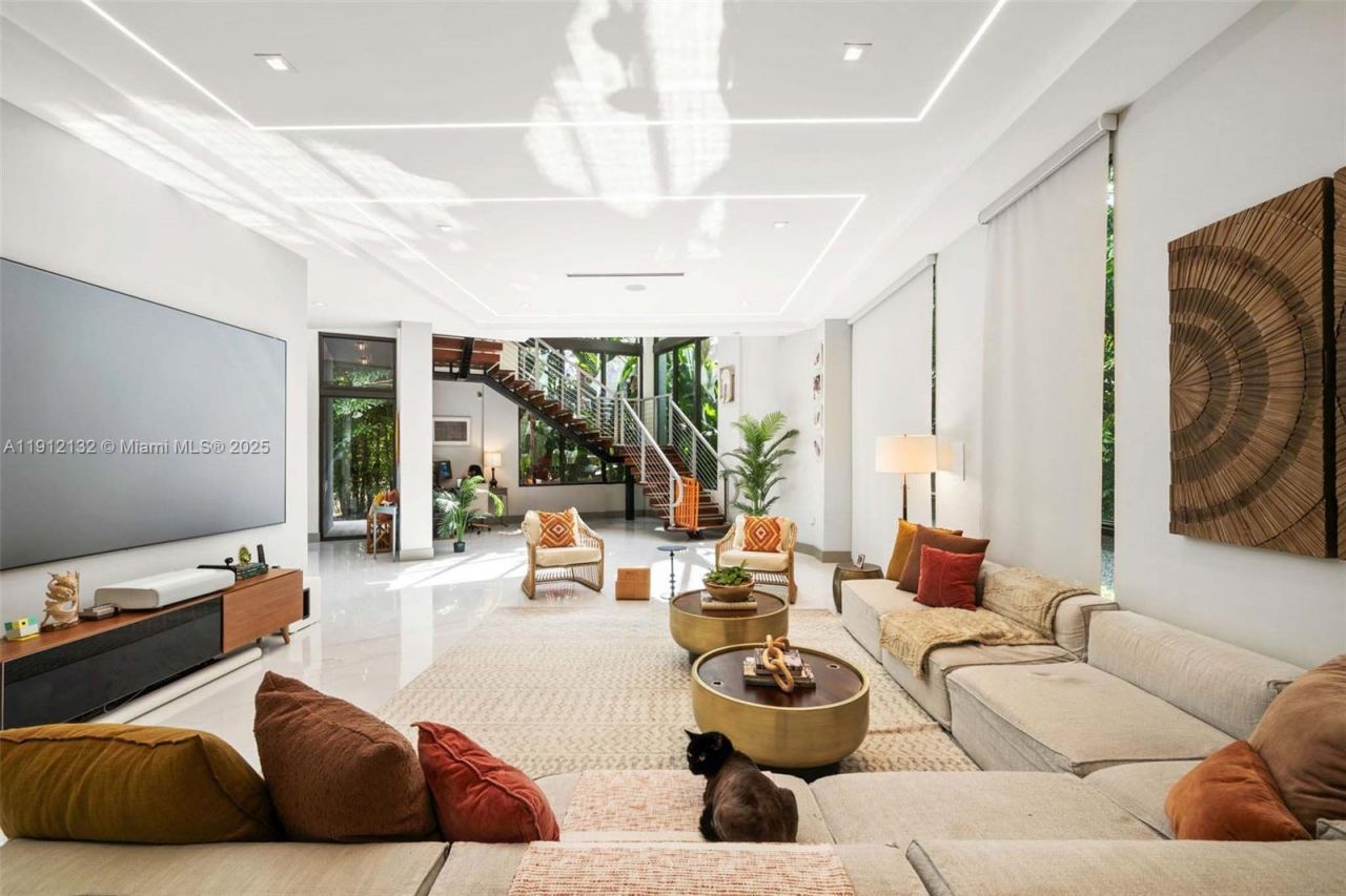 4185 Ventura Ave, Coconut Grove, FL 33133 Photo