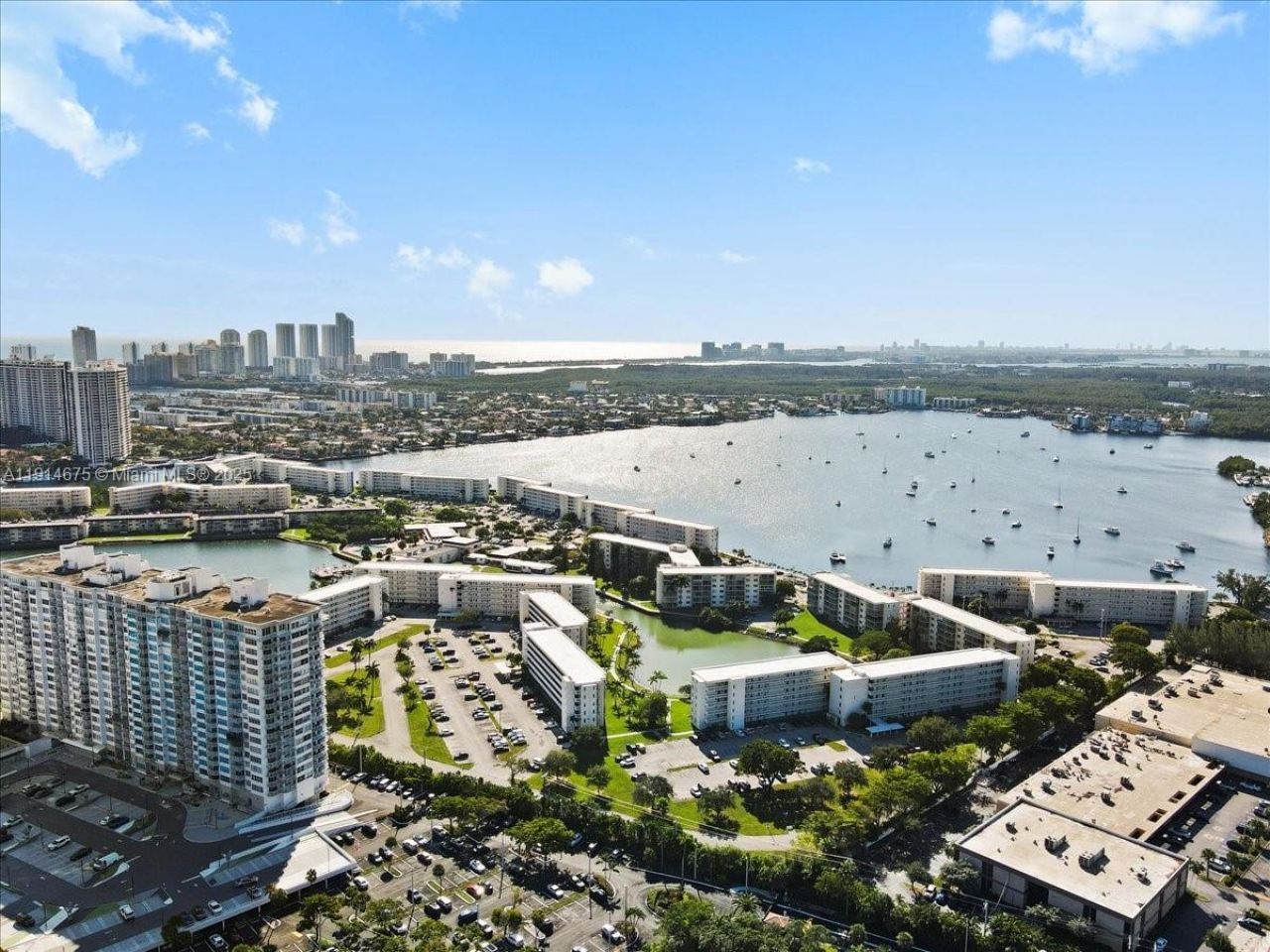 18011 Biscayne Blvd *boat Slip*, Unit & 1603, Aventura, FL 33160 Photo