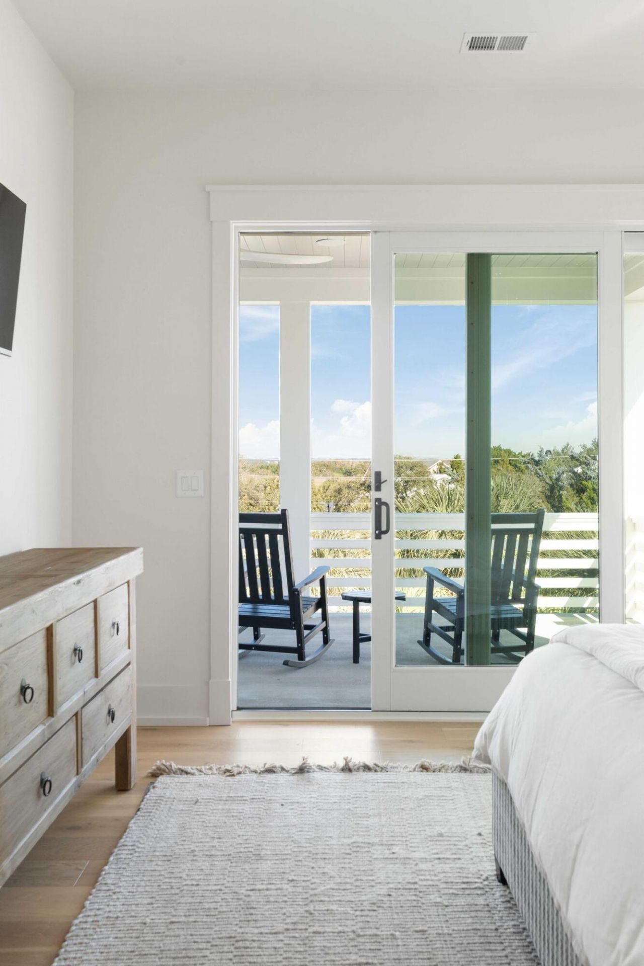 309 Carolina Boulevard Photo 17