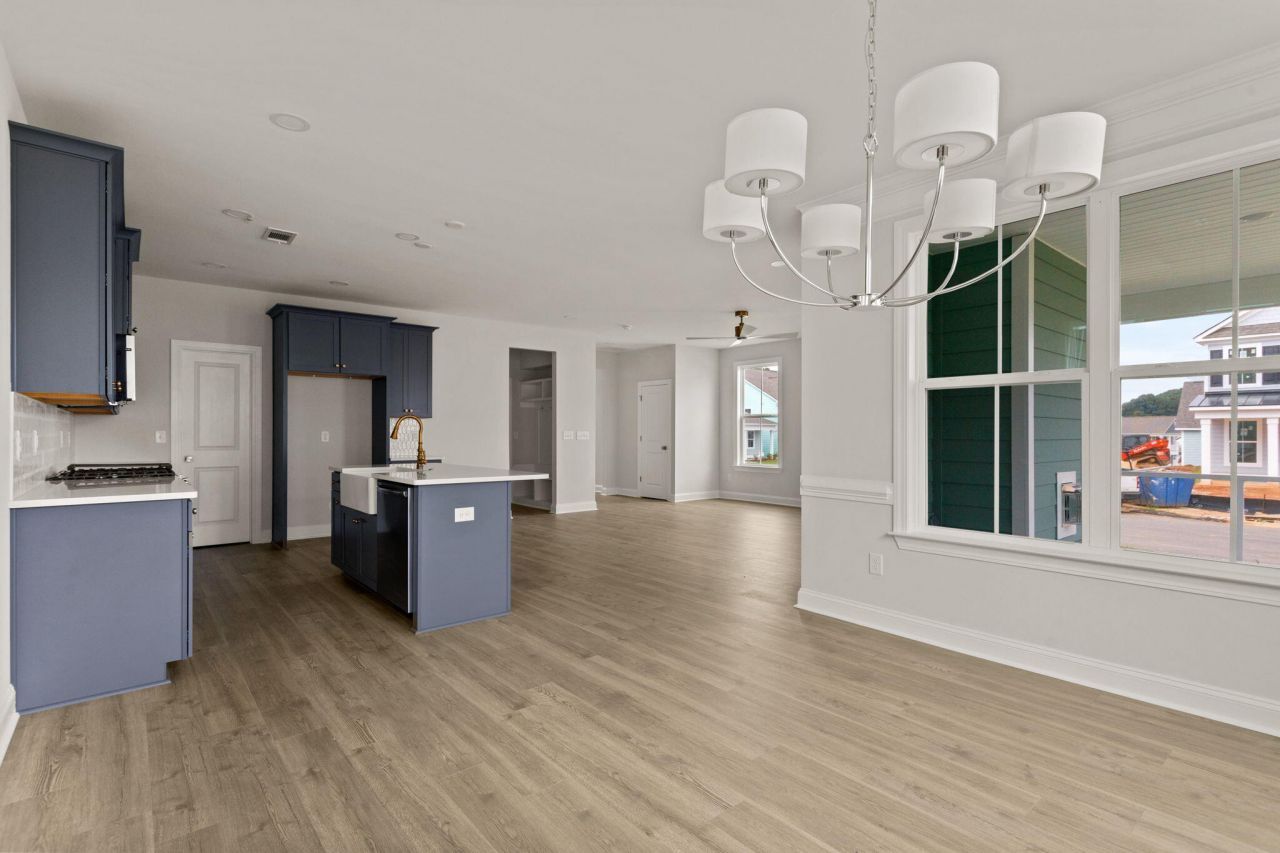 1 Cantona Drive Photo 15