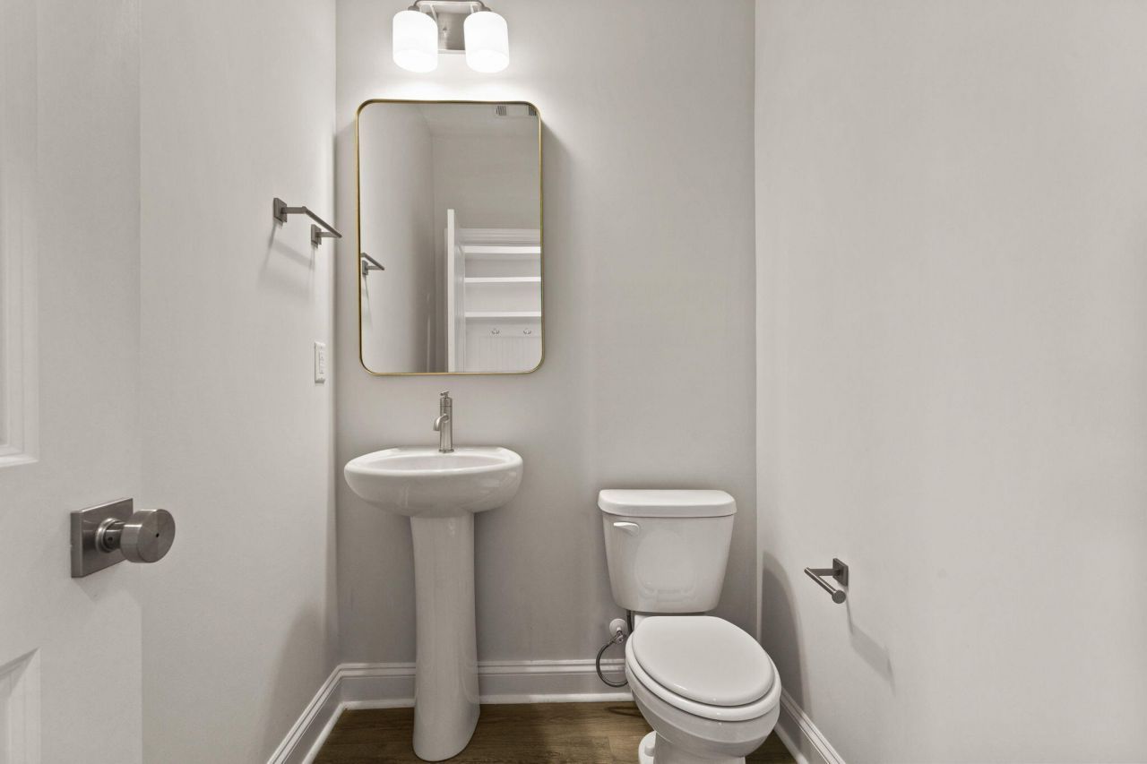 1 Cantona Drive Photo 18