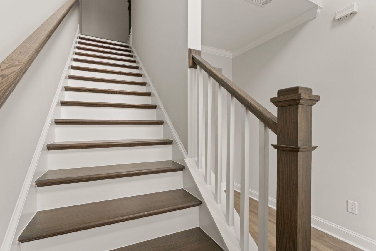 1 Cantona Drive Photo 19