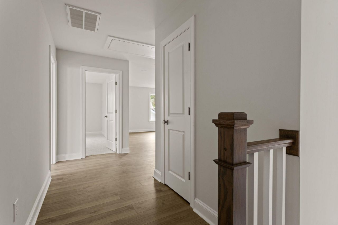 1 Cantona Drive Photo 20