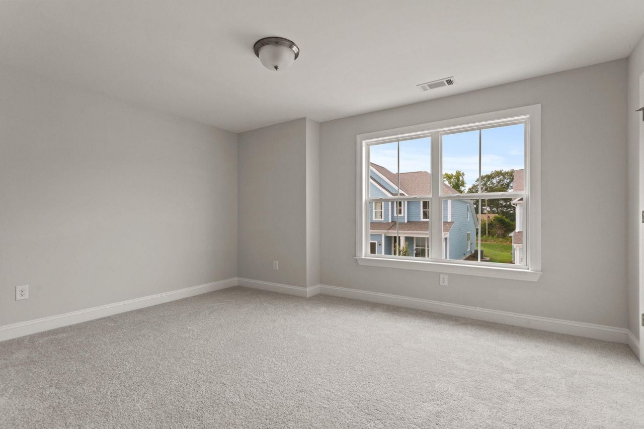 1 Cantona Drive Photo 25