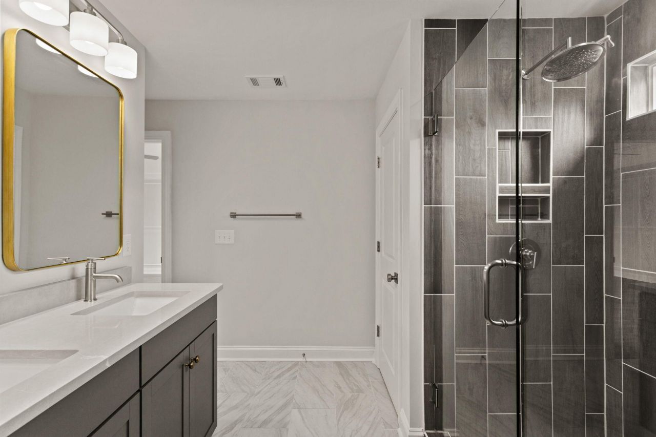 1 Cantona Drive Photo 33