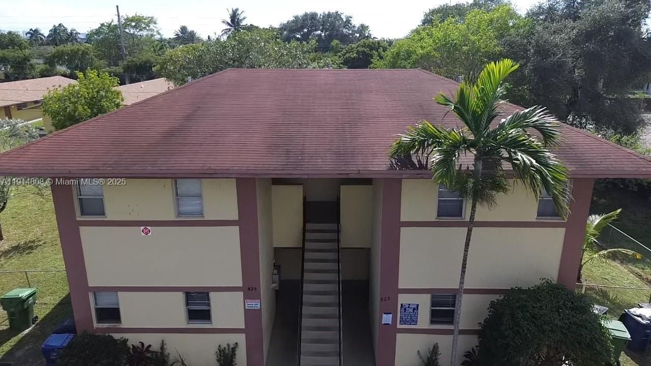 825 SW 10th St, Hallandale Beach, FL 33009 Photo