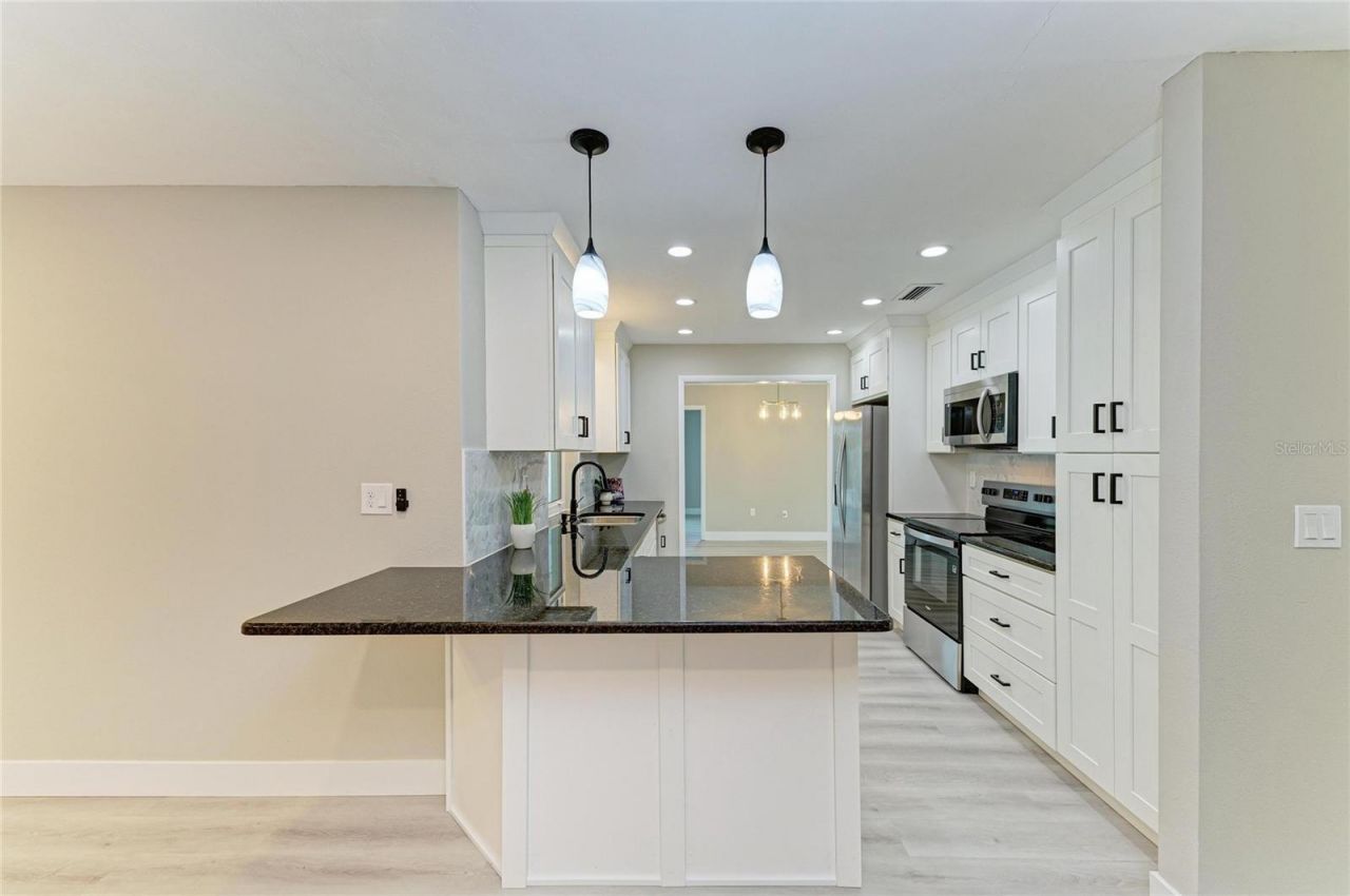 3645 Calliandra Drive, Sarasota, FL 34232 Photo