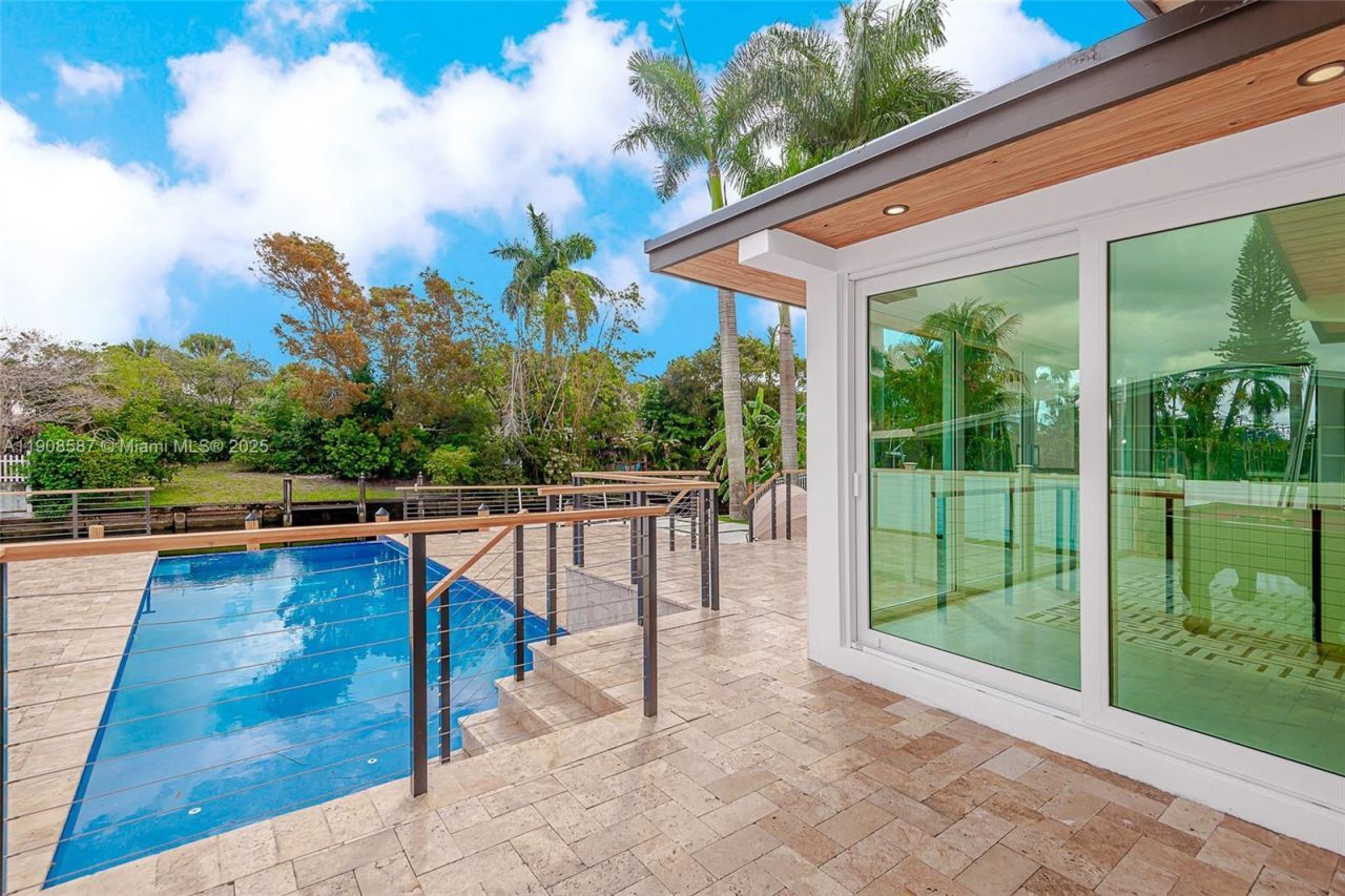 2436 Okeechobee Lane, Fort Lauderdale, FL 33317 Photo