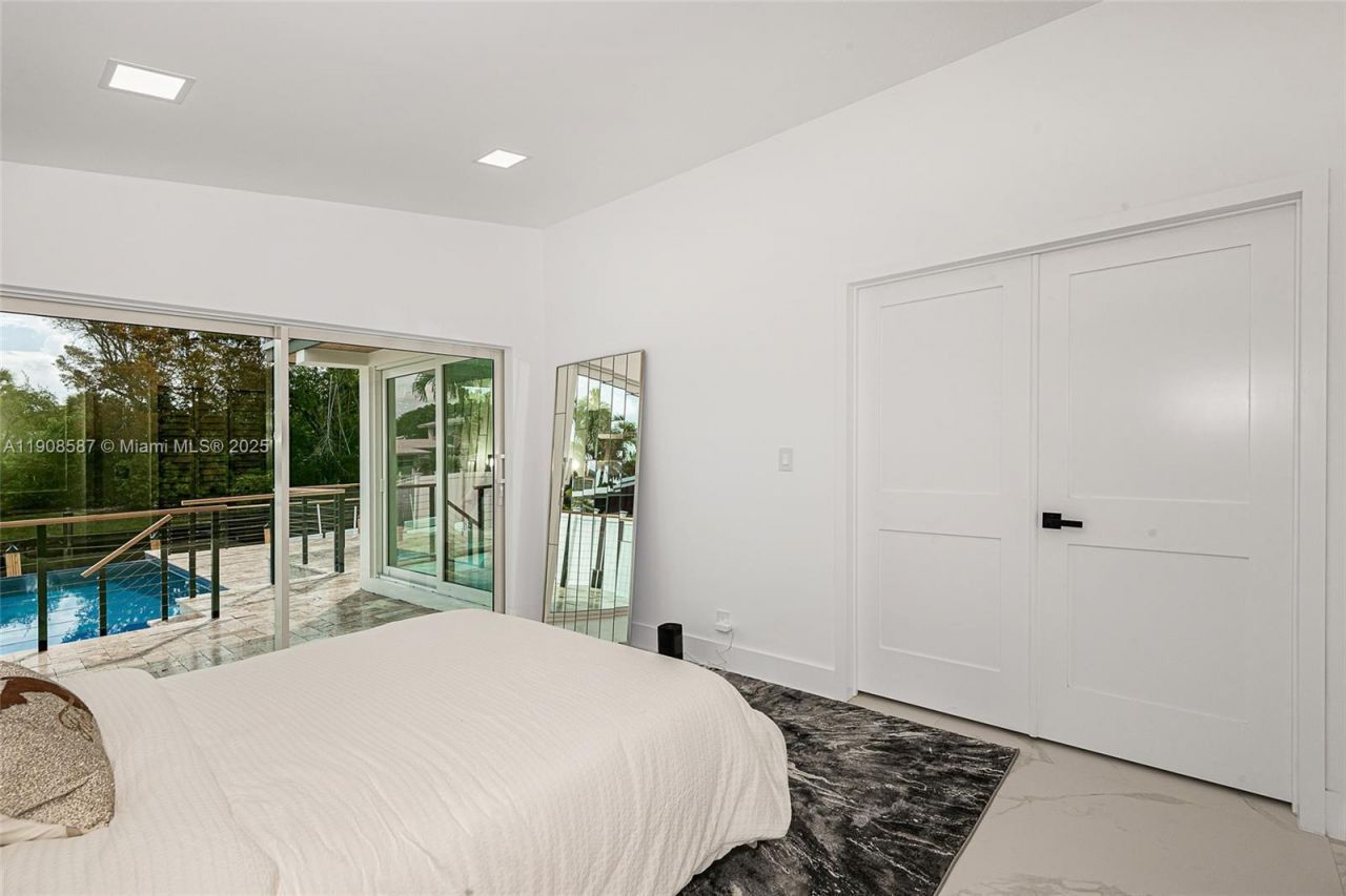 2436 Okeechobee Lane, Fort Lauderdale, FL 33317 Photo