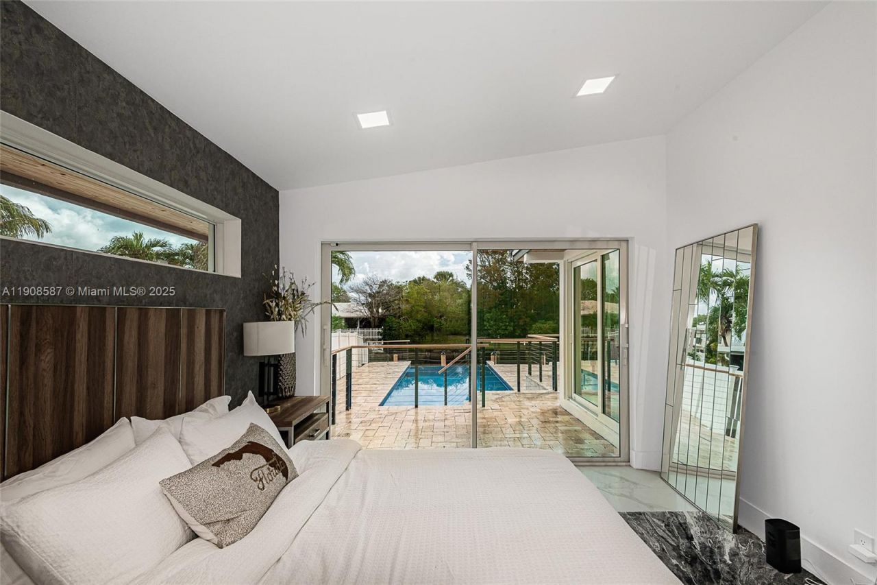 2436 Okeechobee Lane, Fort Lauderdale, FL 33317 Photo