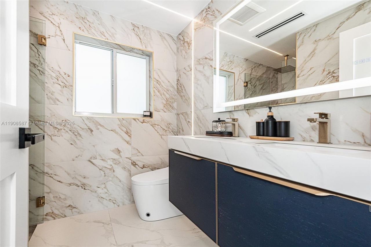 2436 Okeechobee Lane, Fort Lauderdale, FL 33317 Photo