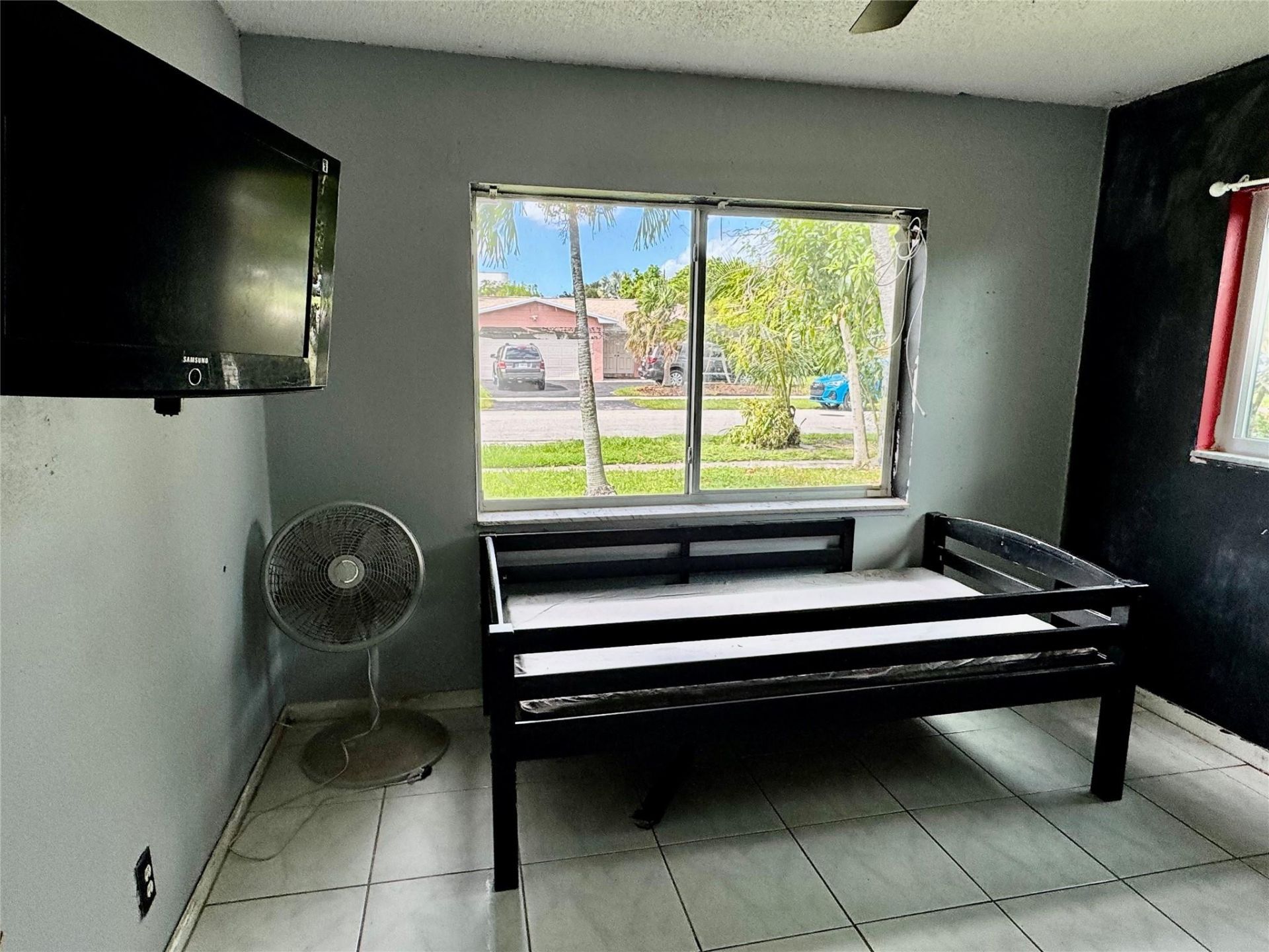 8212 NW 74th Terrace, Tamarac, FL 33321 Photo