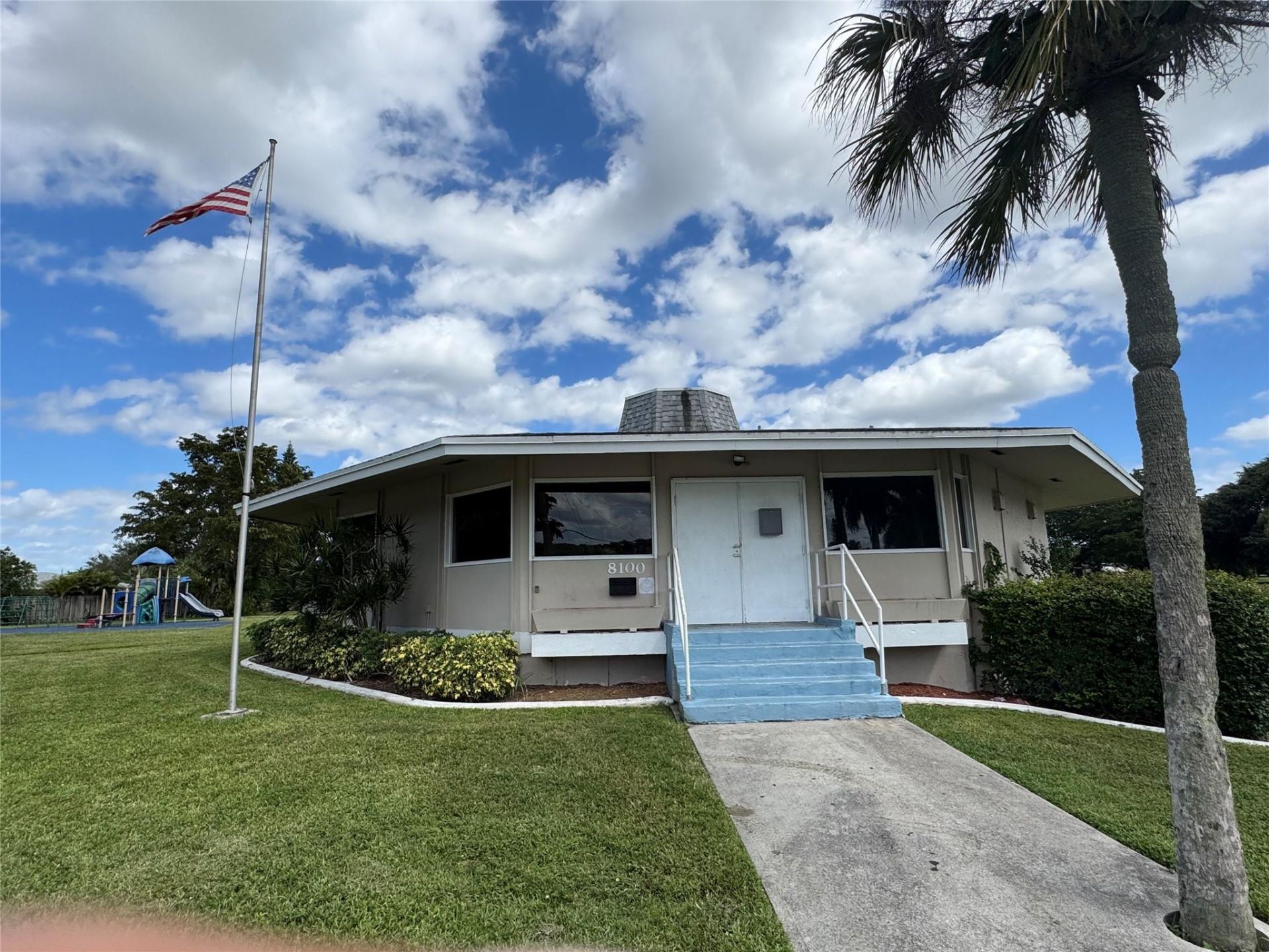 8212 NW 74th Terrace, Tamarac, FL 33321 Photo