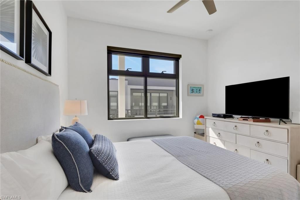 850 Central, Unit 303, Naples, FL 34102 Photo