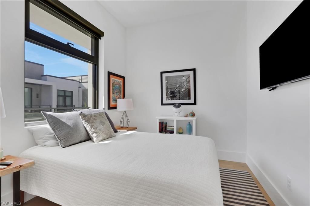 850 Central, Unit 303, Naples, FL 34102 Photo