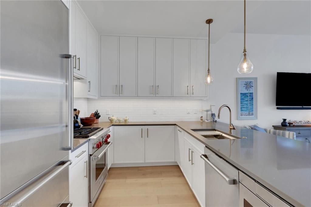 850 Central, Unit 303, Naples, FL 34102 Photo