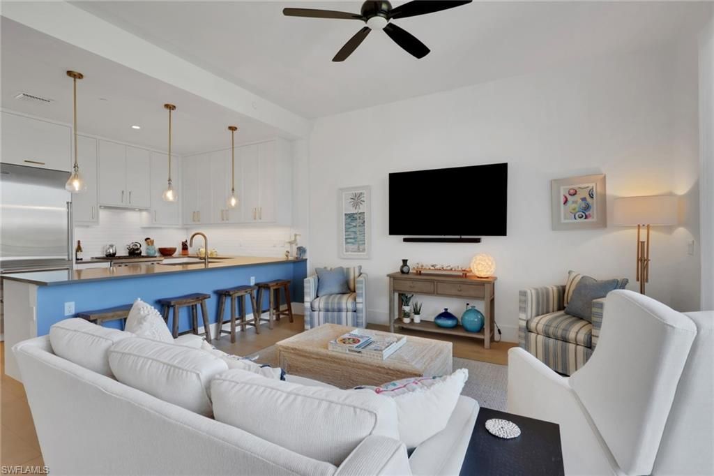 850 Central, Unit 303, Naples, FL 34102 Photo