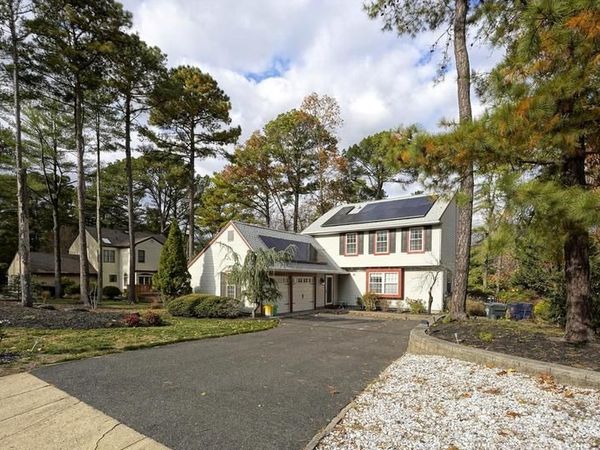 10 WILLIAM FEATHER DR, VOORHEES, NJ 08043