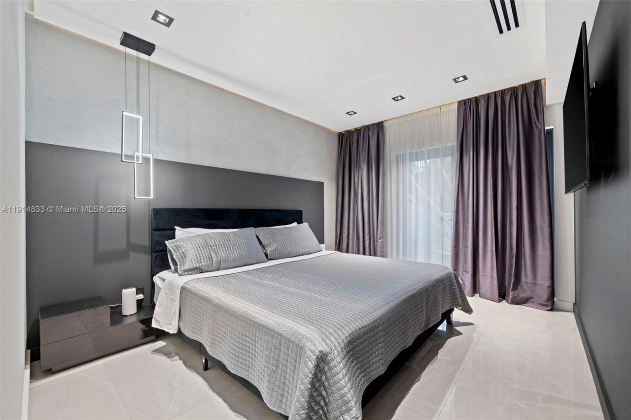 1101 N 14th Ave, Hollywood, FL 33020 Photo